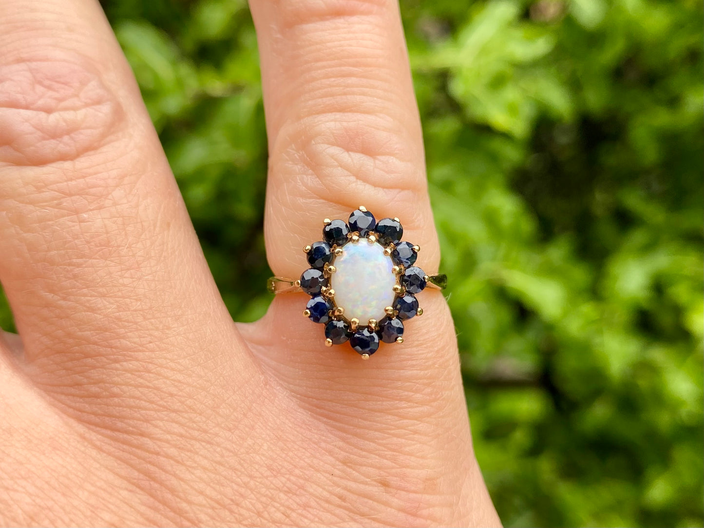 Vintage 9ct Gold Opal & Sapphire Ring