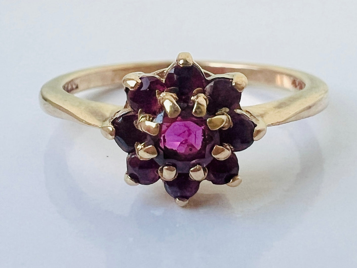 Vintage 9ct Gold Ruby Ring