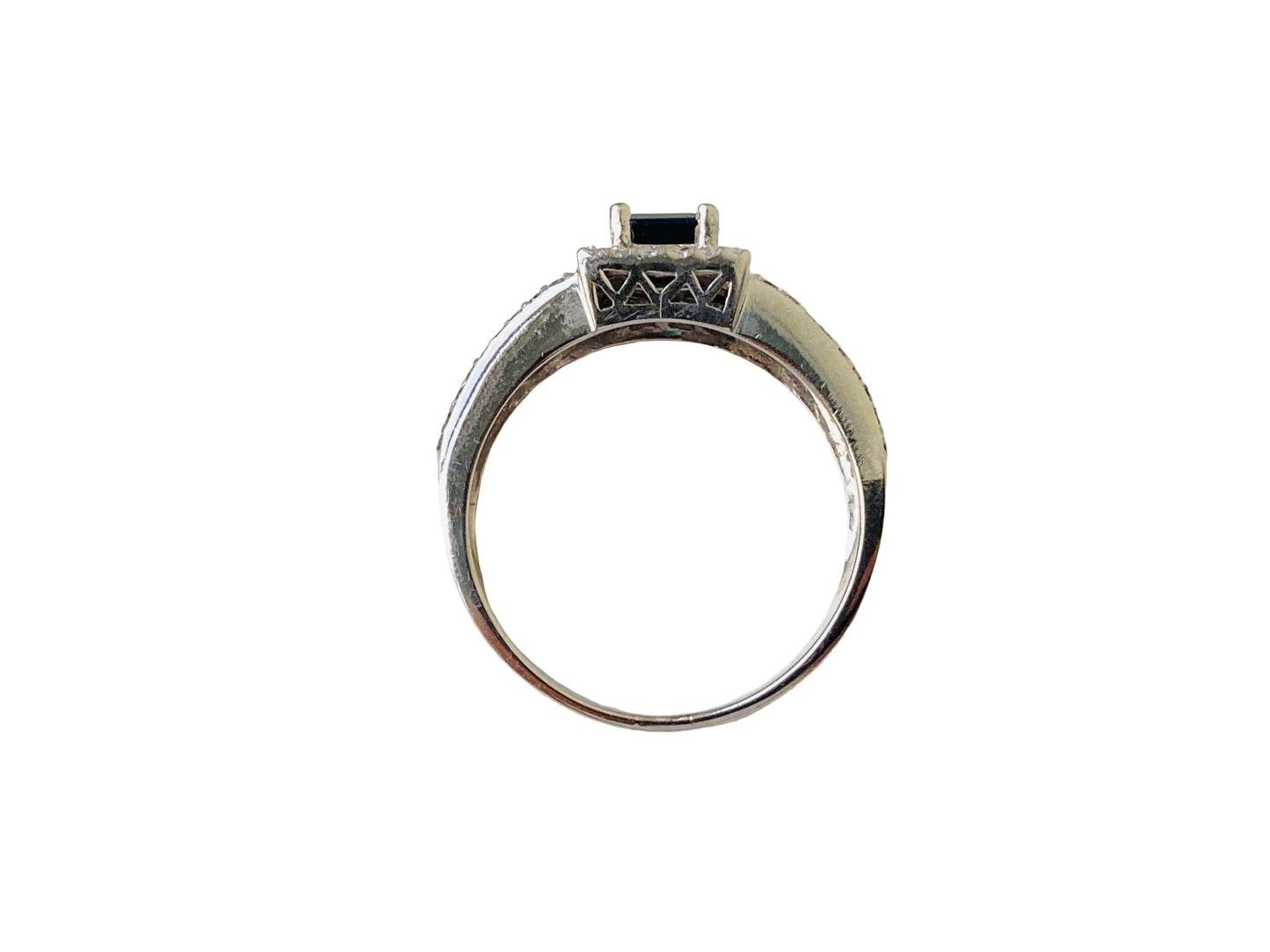 9ct Gold Sapphire & Diamond Ring