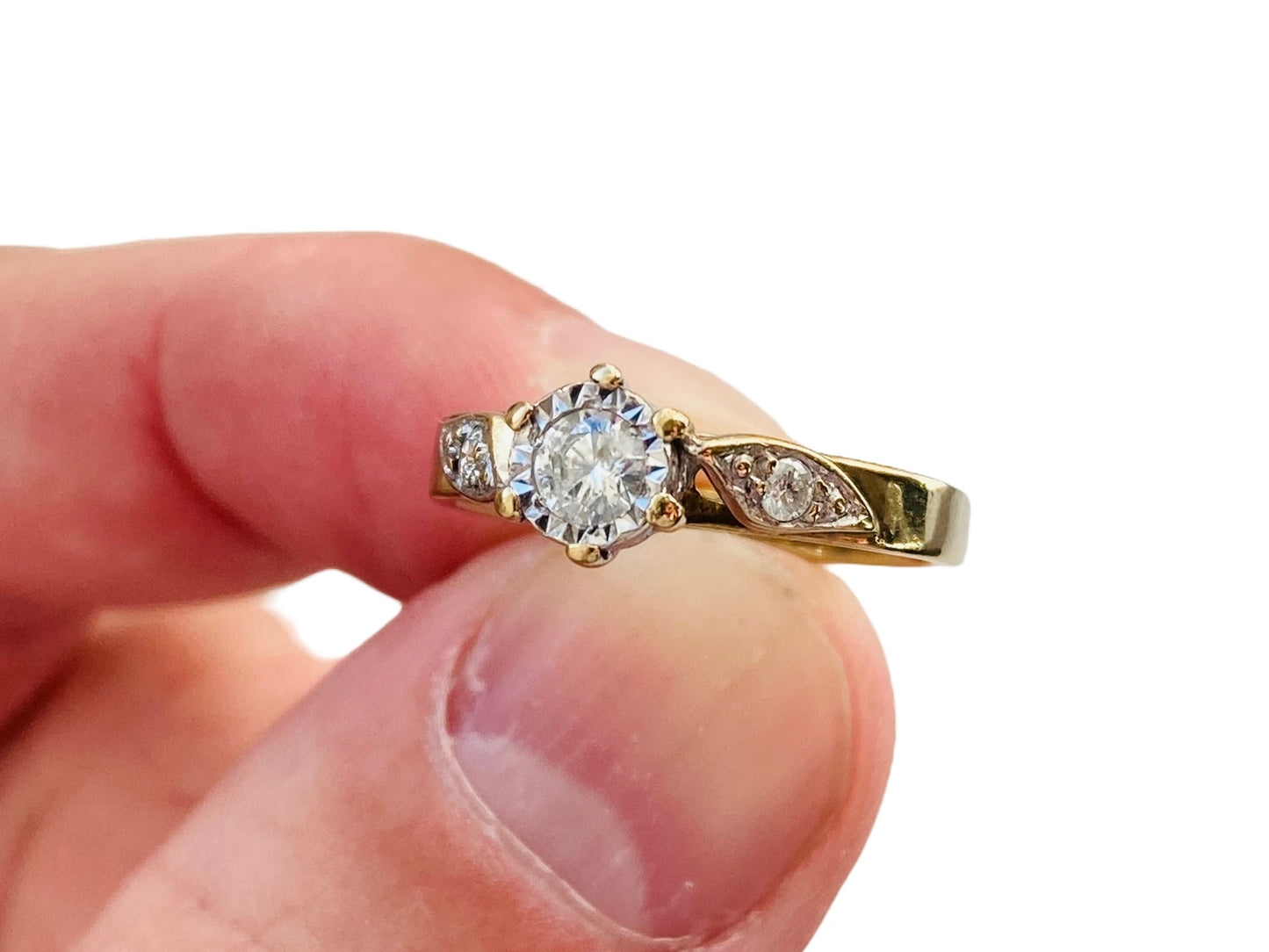 Vintage 9ct Gold Diamond Ring