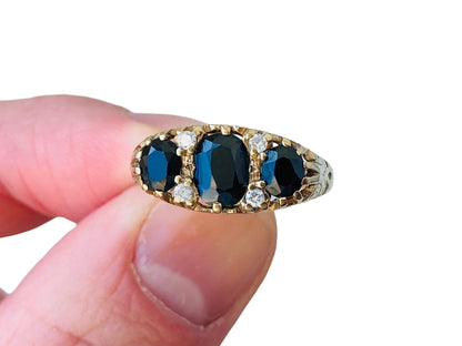 Vintage 9ct Gold Sapphire & Diamond Ring