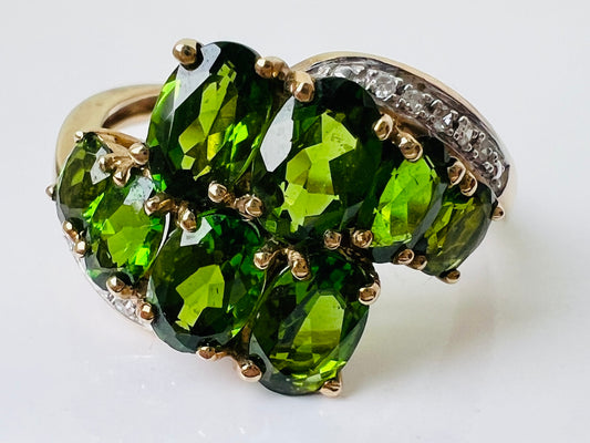 9ct Gold Diopside & Diamond Ring