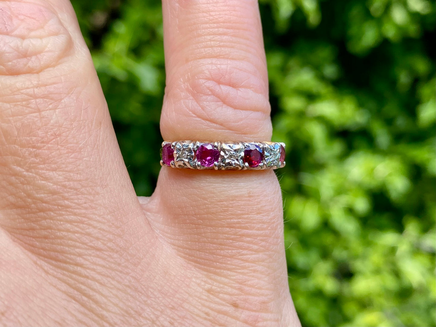 Vintage 9ct Gold Ruby & Diamond Ring
