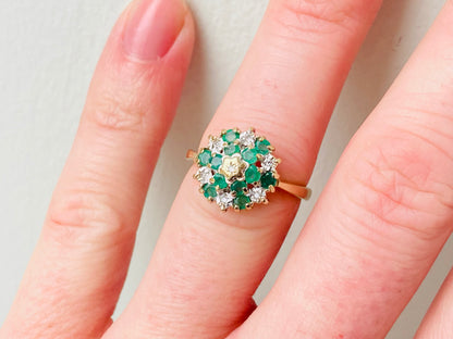 9ct Gold Emerald & Diamond Ring