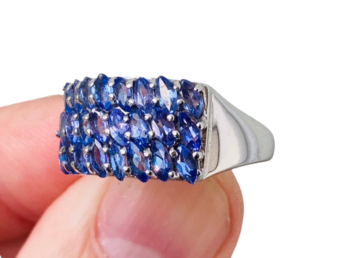 9ct Gold Tanzanite Ring