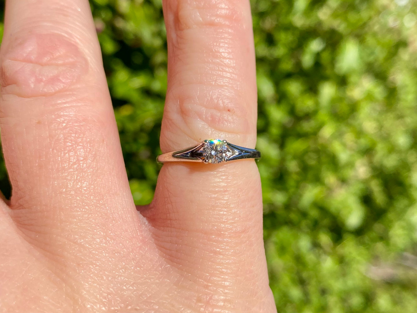 9ct Gold Diamond Ring