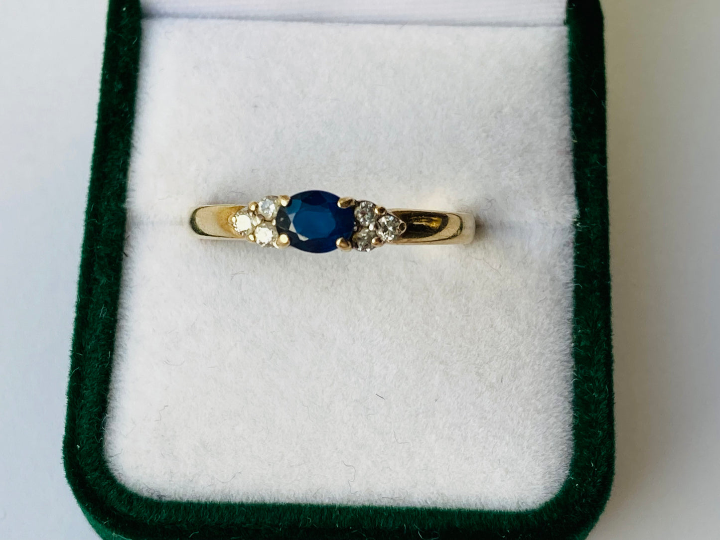 9ct Gold Sapphire & Diamond Ring