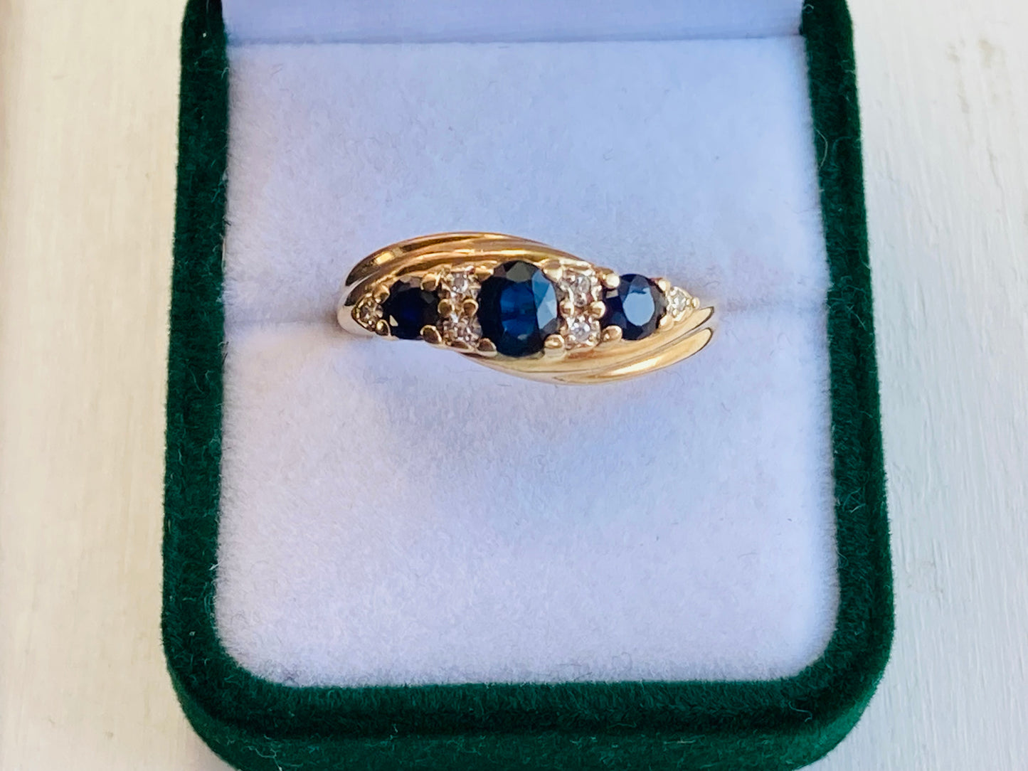 9ct Gold Sapphire & Diamond Ring