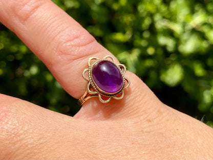 Vintage 9ct Gold Amethyst Ring