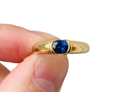 18ct Gold Sapphire Ring