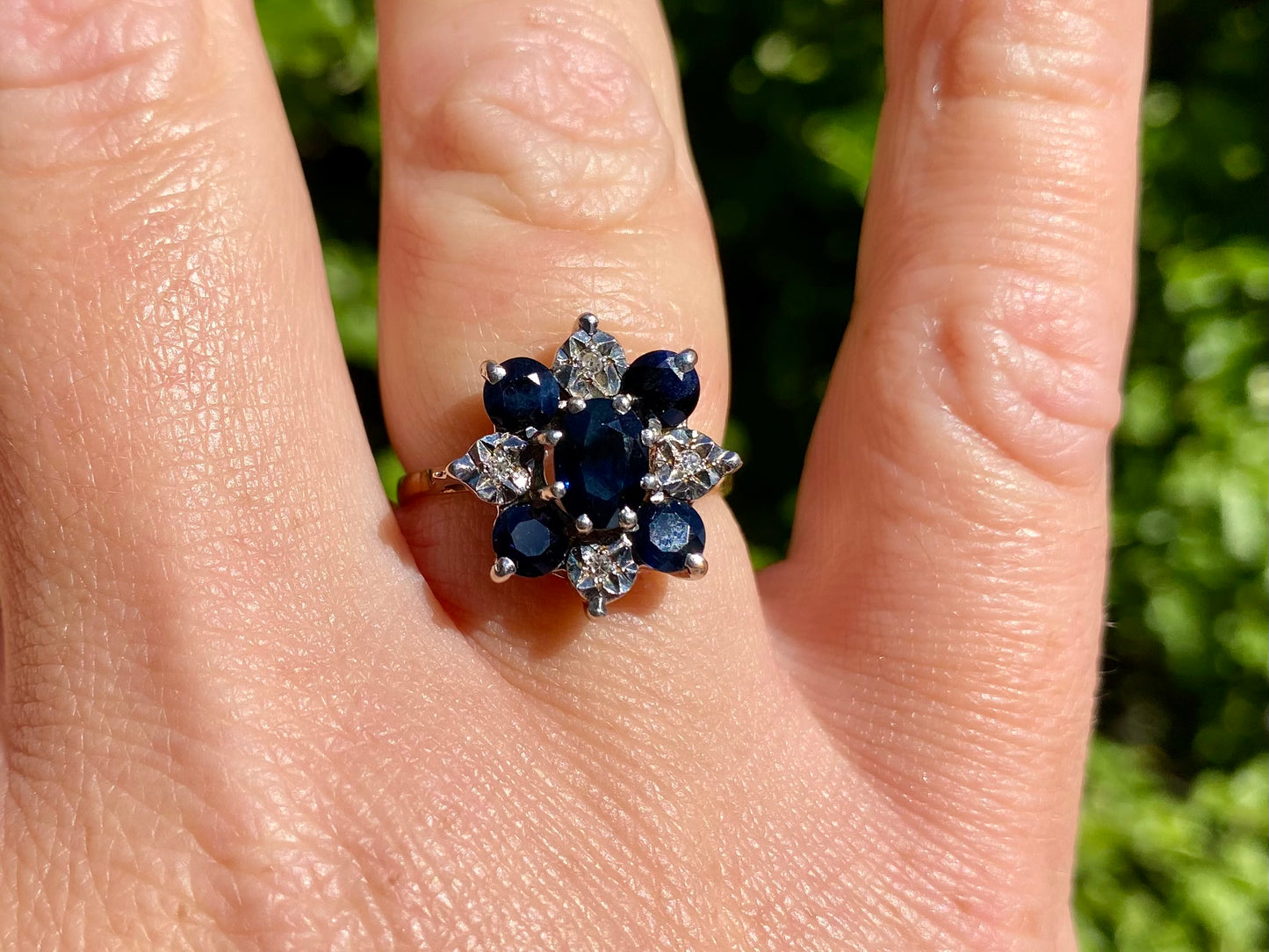 Vintage 9ct Gold Sapphire & Diamond Ring