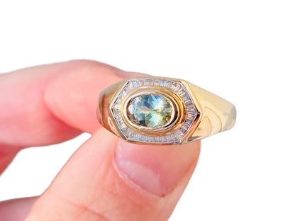 9ct Gold Green Garnet & Diamond Ring