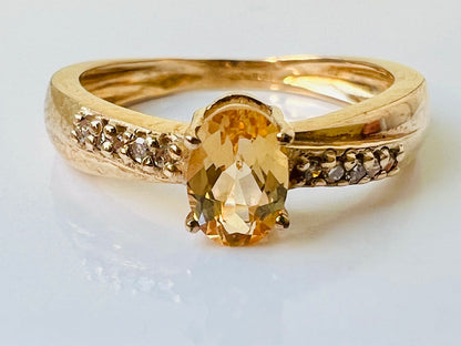 9ct Gold Citrine & Diamond Ring