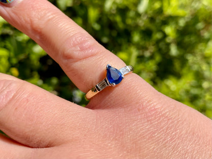 9ct Gold Sapphire & Diamond Ring