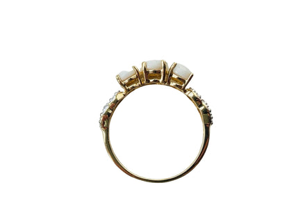 9ct Gold Opal & Diamond Ring