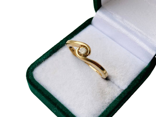 9ct Gold Champagne Diamond Ring