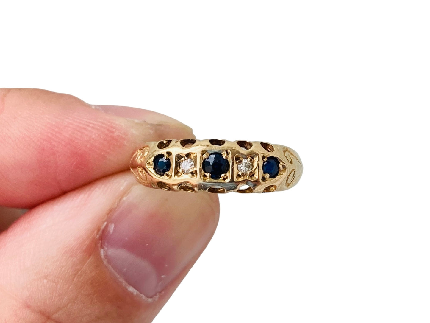 Vintage 9ct Gold Sapphire & Diamond Ring