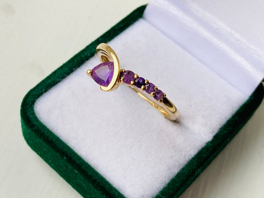 9ct Gold Amethyst Ring