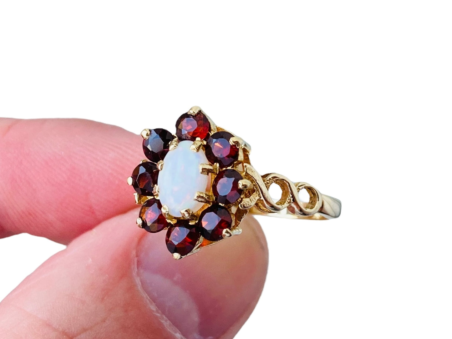 Vintage 9ct Gold Opal & Garnet Ring