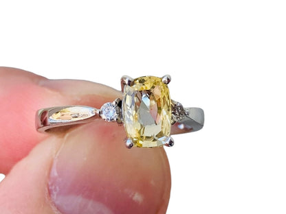18ct Gold Yellow Sapphire & Diamond Ring