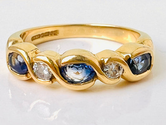 Vintage 18ct Gold Sapphire & Diamond Ring