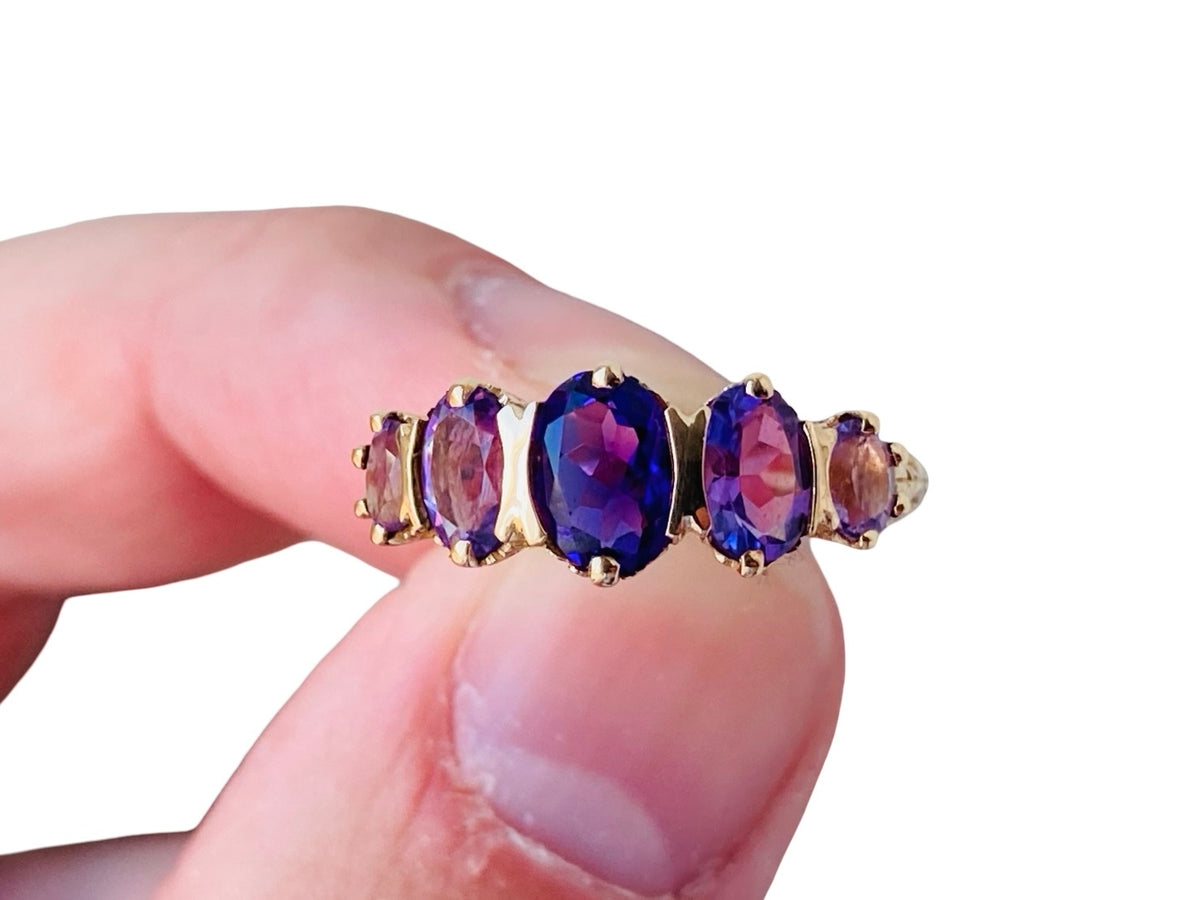 9ct Gold Amethyst Ring