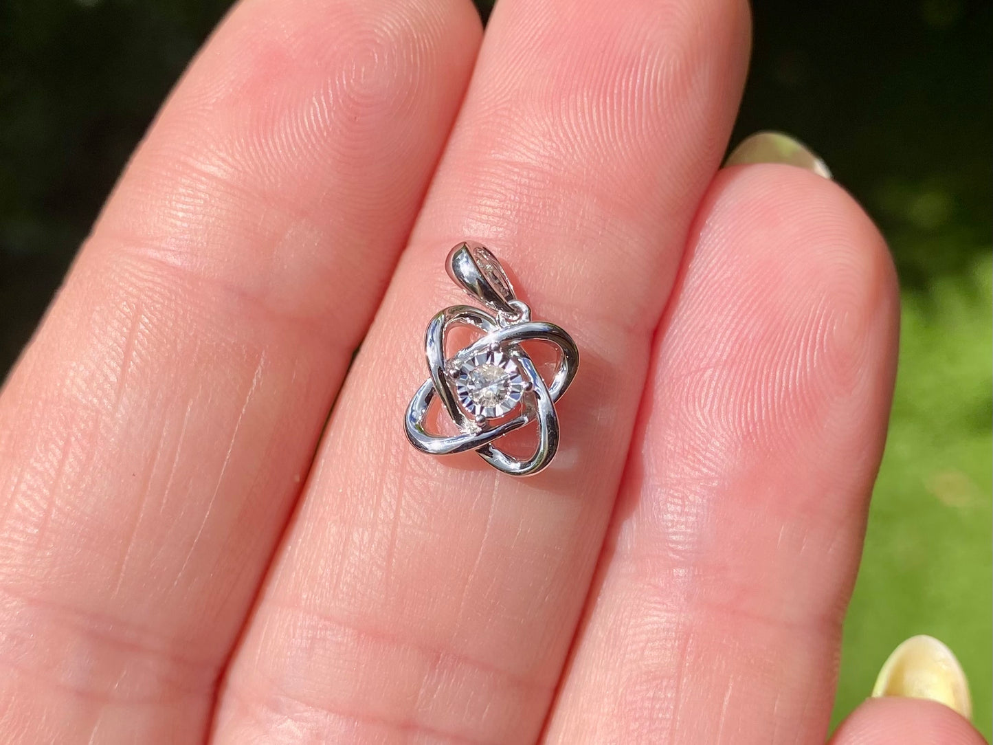 9ct Gold Diamond Pendant