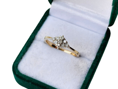 Vintage 9ct Gold Diamond Ring