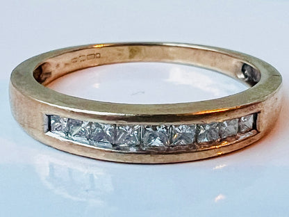 9ct Gold Nine-Stone Diamond Ring