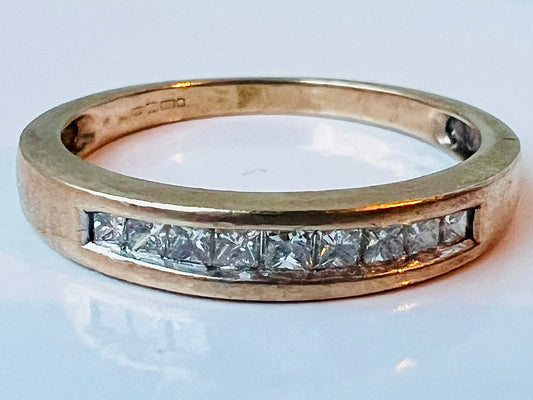 9ct Gold Nine-Stone Diamond Ring
