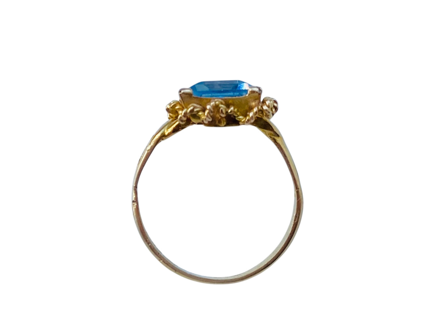 Vintage 18ct Gold Aquamarine Ring