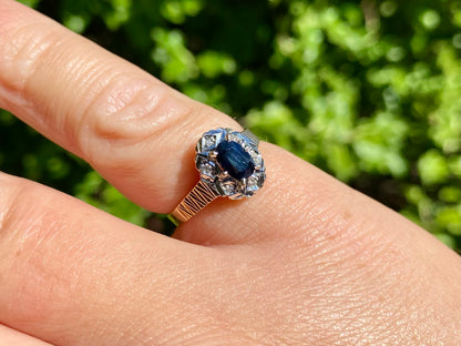 Vintage 9ct Gold Sapphire & Diamond Ring