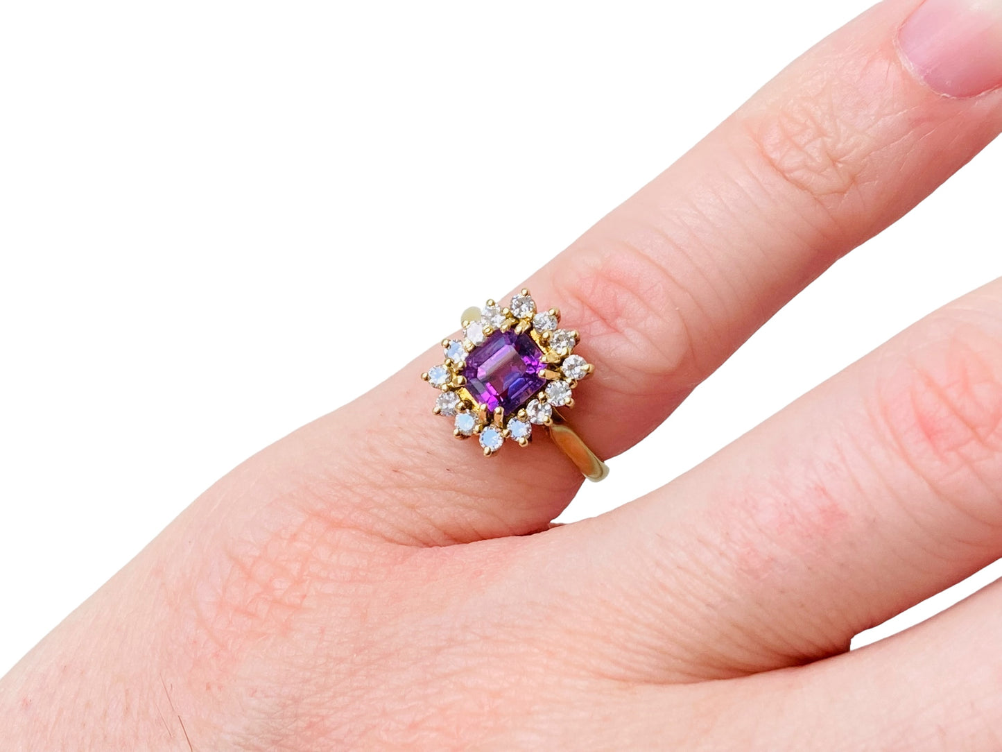 Vintage 18ct Gold Amethyst & Diamond Ring