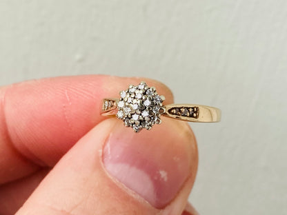 Vintage 9ct Gold Diamond Ring