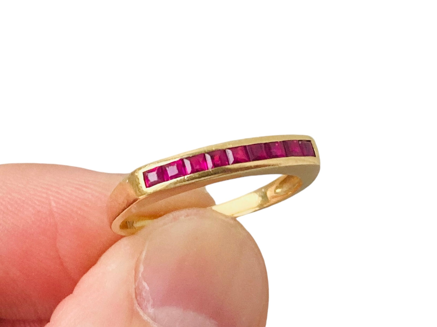 Vintage 18ct Gold Ruby Ring