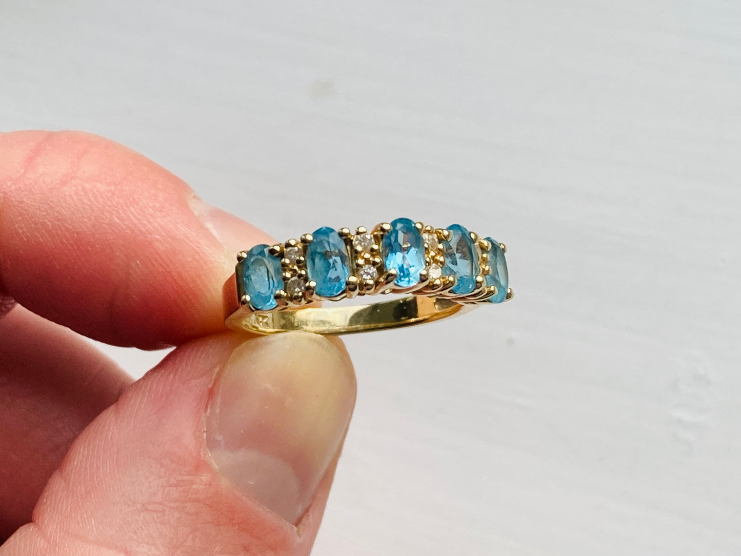 14ct Gold Topaz & Diamond Ring