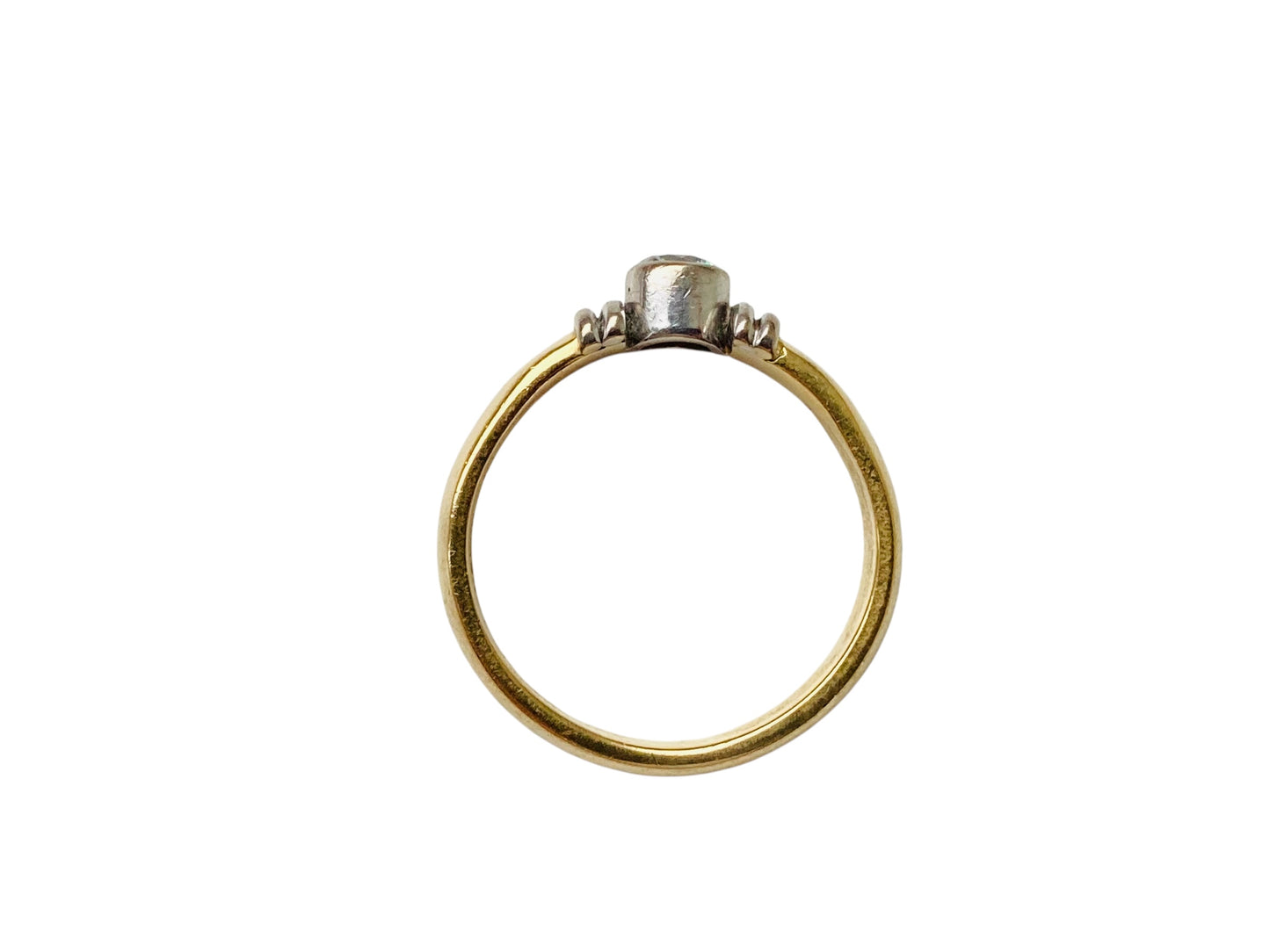 18ct Gold Diamond Solitaire Ring