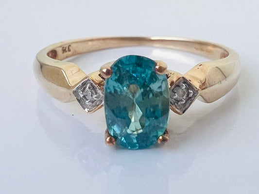 9ct Gold Topaz & Diamond Ring