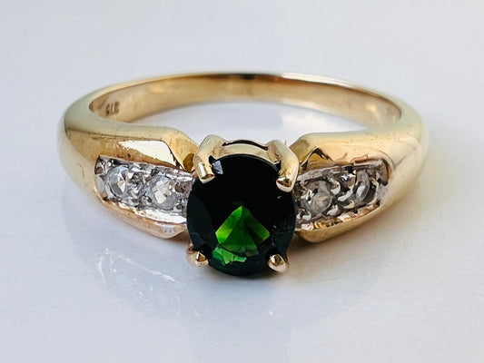9ct Gold Diopside & Zircon Ring