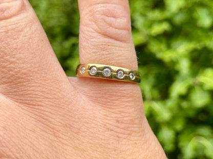 9ct Gold Diamond Ring