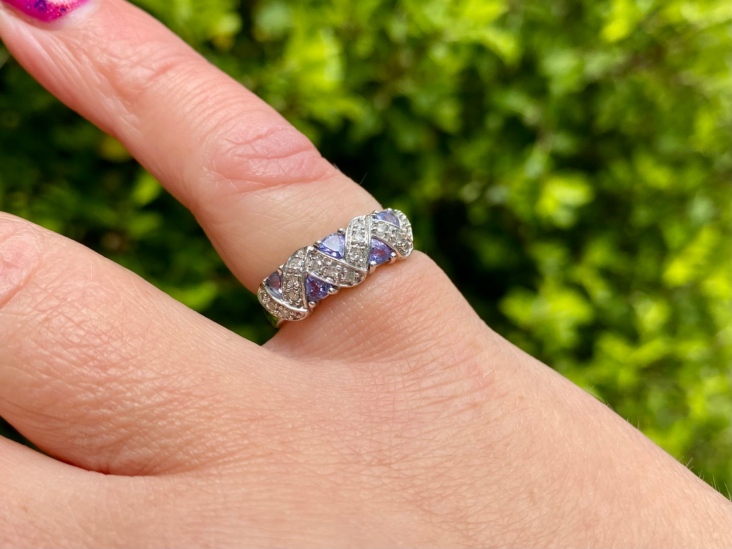 9ct Gold Tanzanite & Diamond Ring