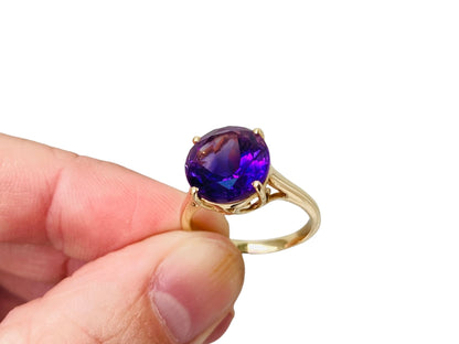 14ct Gold Amethyst Ring