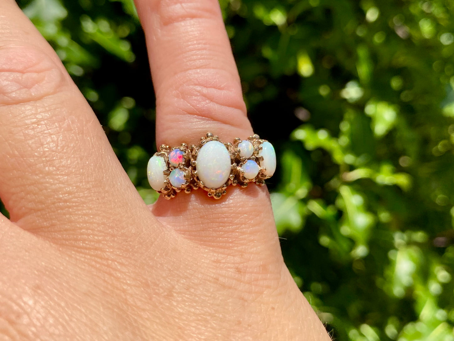 Vintage 9ct Gold Opal & Diamond Ring