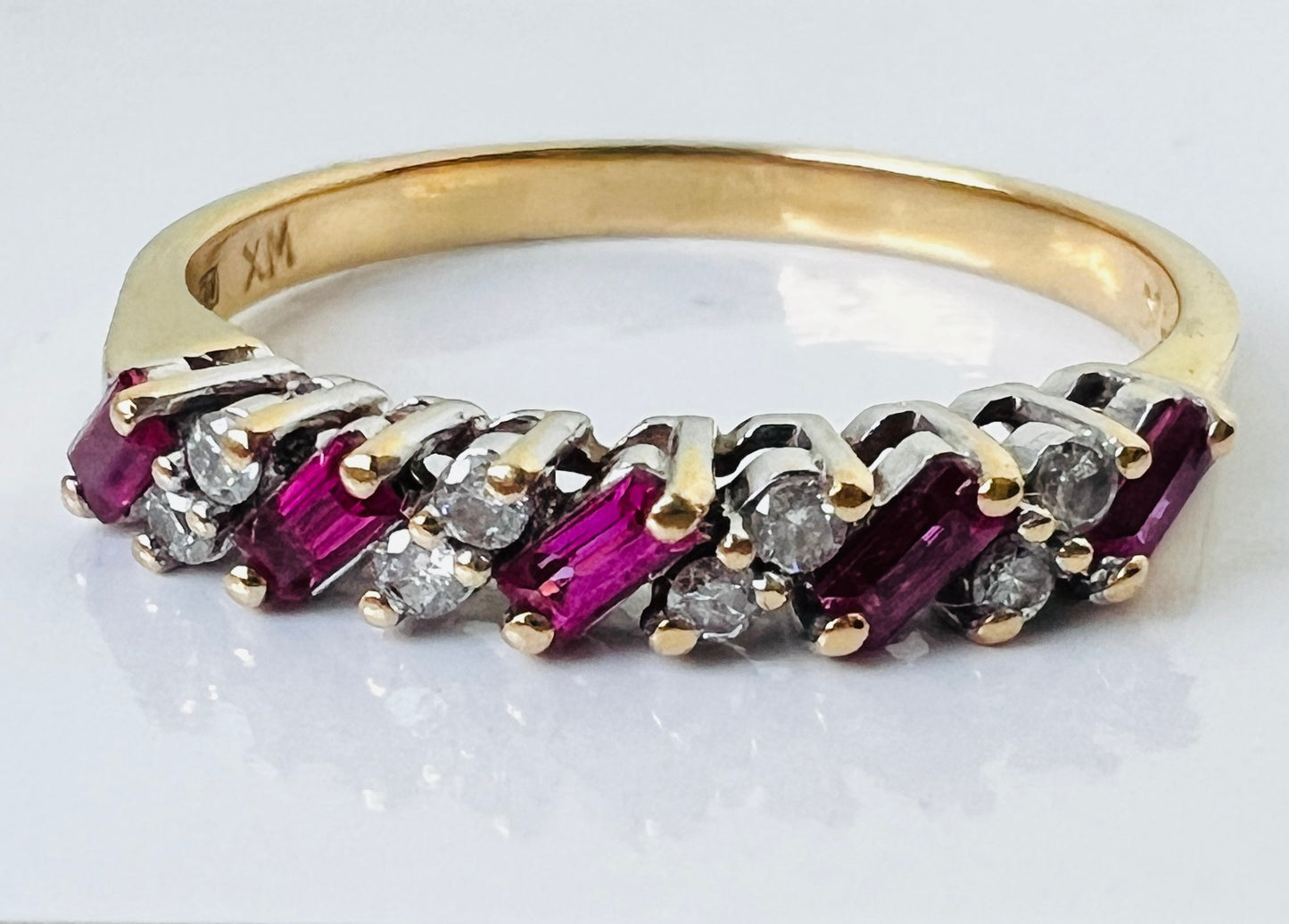 18ct Gold Ruby & Diamond Ring