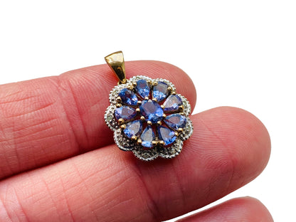 9ct Gold Tanzanite & Diamond Pendant