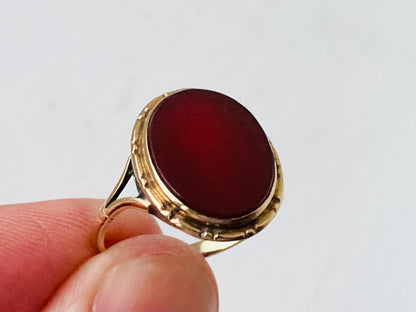 Vintage 9ct Gold Carnelian Ring