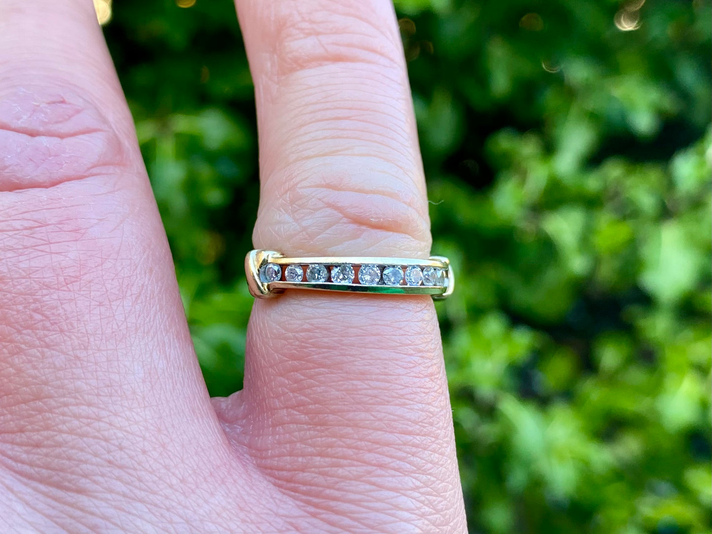 9ct Gold Eleven-Stone 0.33ct Diamond Ring