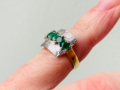 18ct Gold Emerald Ring