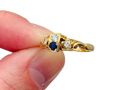 Vintage 18ct Gold Sapphire & Diamond Ring