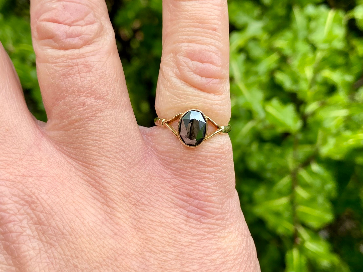 Vintage 9ct Gold Hematite Ring